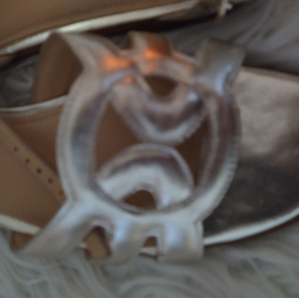 Shoes 🤍 - Picture 3 of 3
